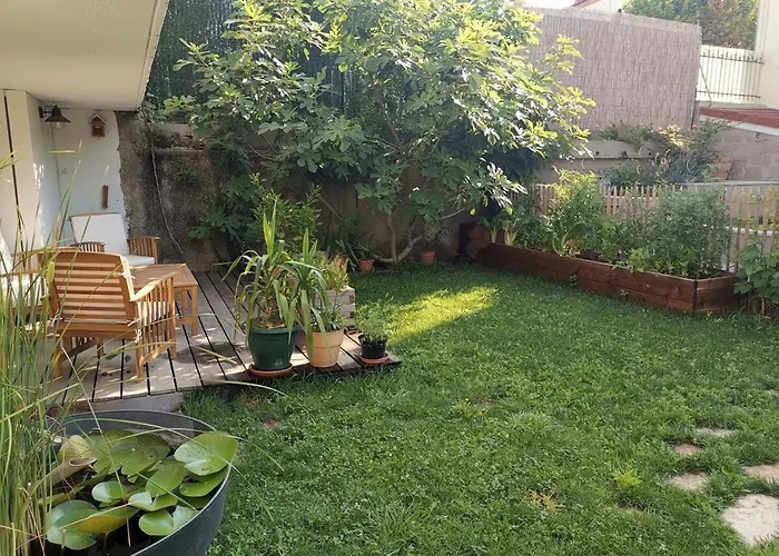 Nyaraló Maison De Charme, A 2 Pas Du Centre De - Drome